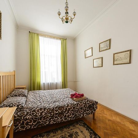 Apartment Near Arena City كييف المظهر الخارجي الصورة