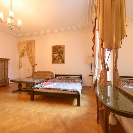 Apartment Near Arena City كييف المظهر الخارجي الصورة